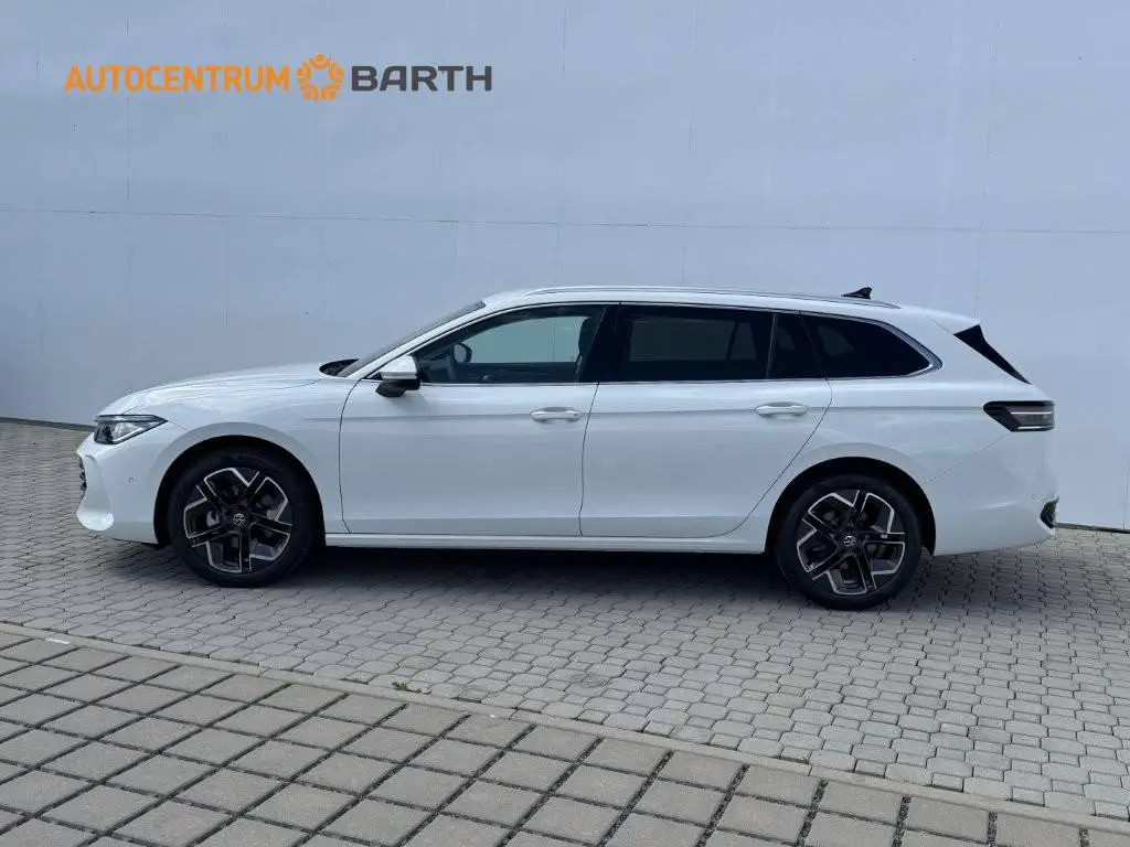 Volkswagen Passat Elegance DSG mHEV 1,5eTSI / 110kW