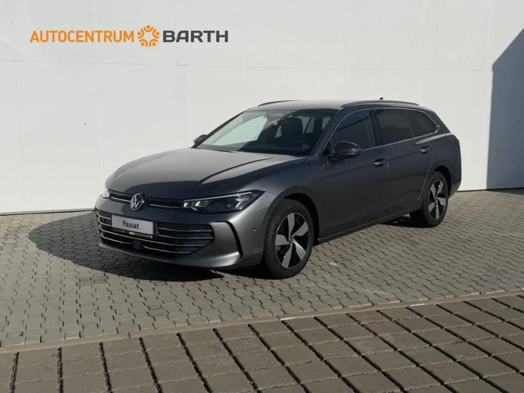 Volkswagen Passat Life 7DSG 2,0TDI / 110kW