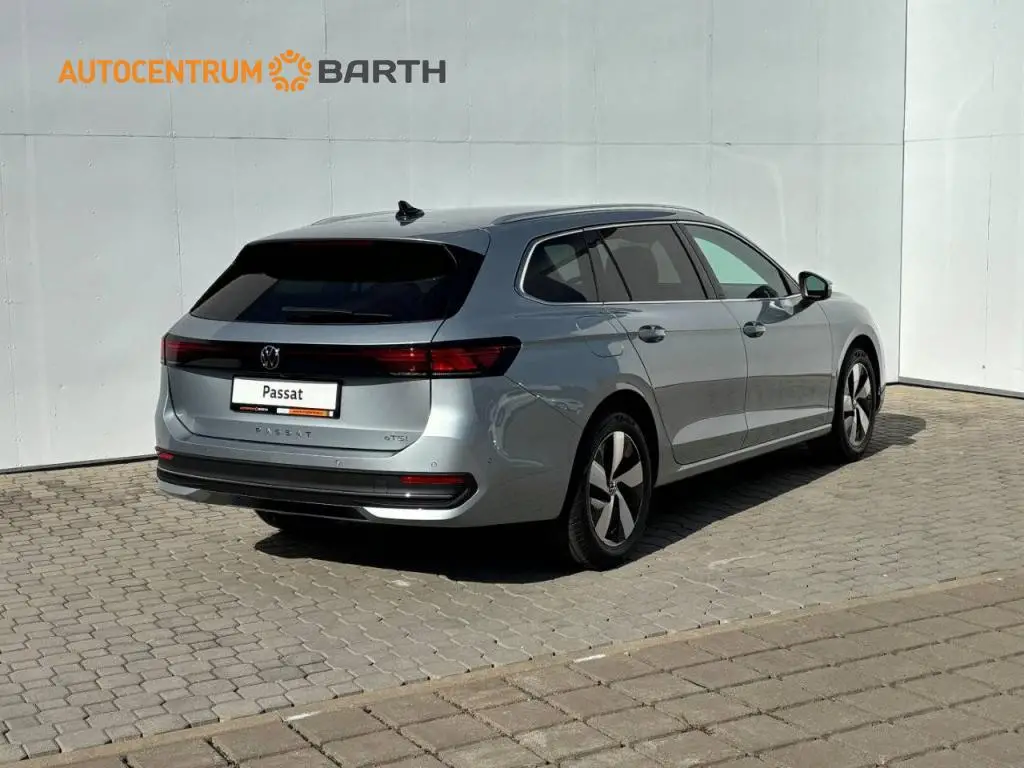 Volkswagen Passat Life 7DSG mHEV 1,5eTSI / 110kW