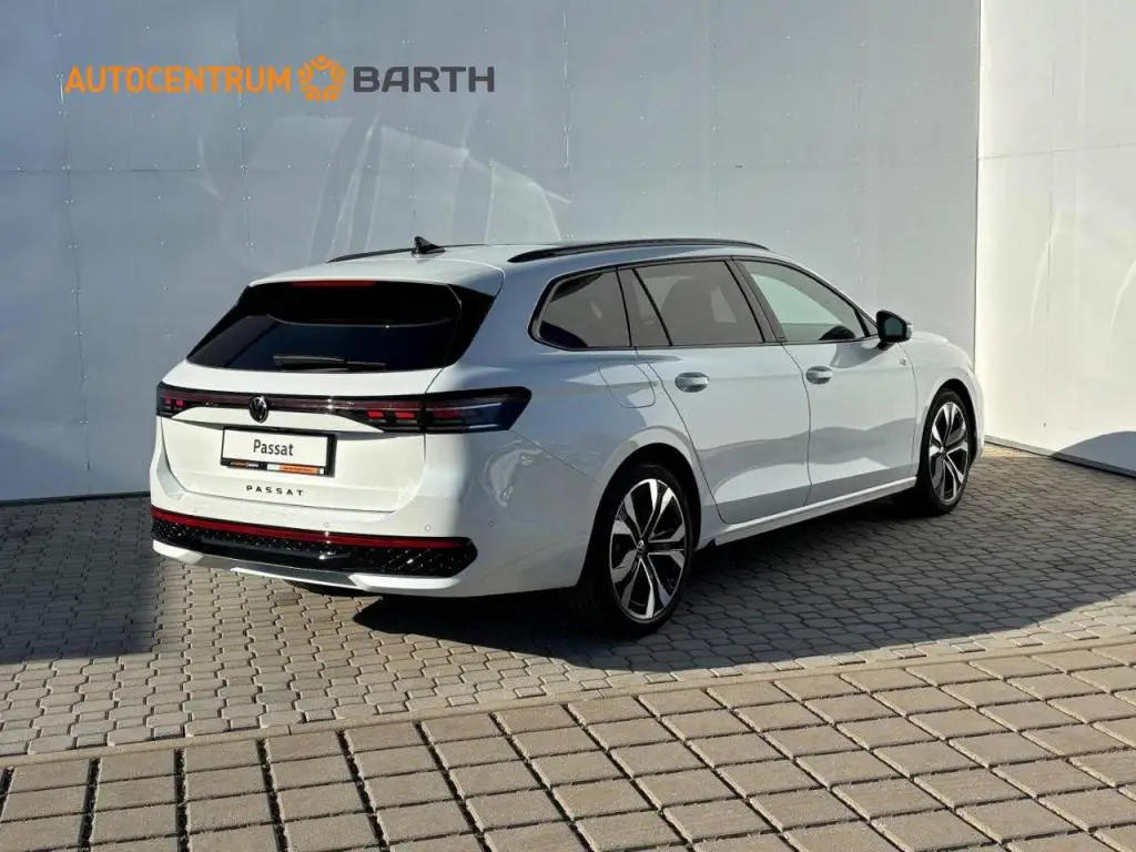 Volkswagen Passat R-Line Family 7DSG 2,0TDI / 110kW