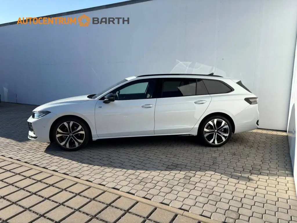 Volkswagen Passat R-Line Family 7DSG 2,0TDI / 110kW