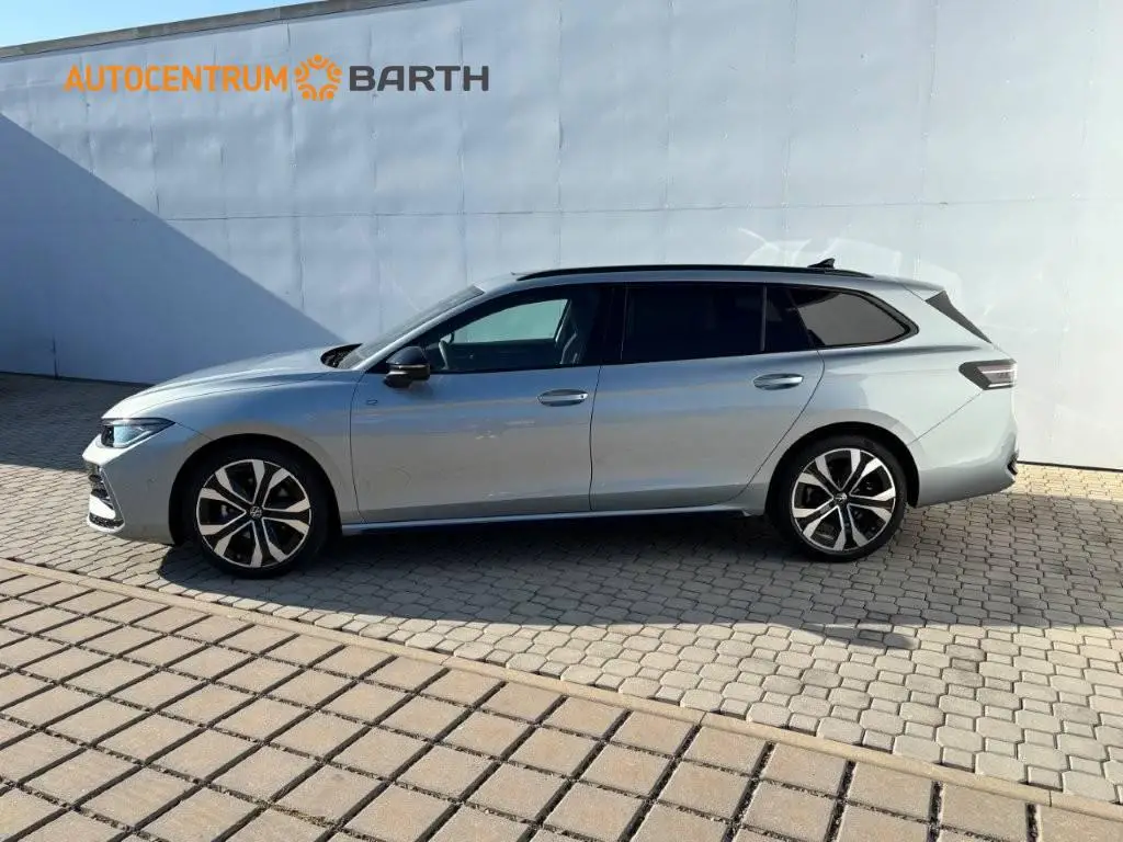 Volkswagen Passat R-Line Family 7DSG 2,0TDI / 110kW