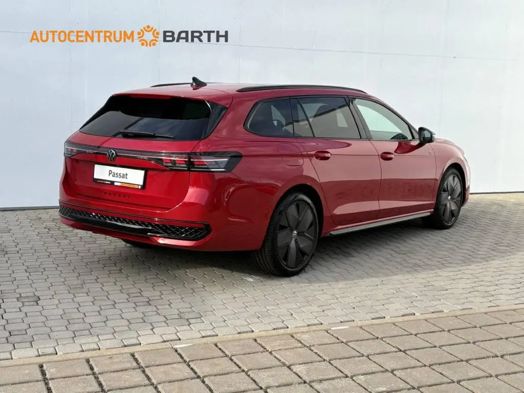 Volkswagen Passat R-Line People 7DSG 2,0TDI / 110kW