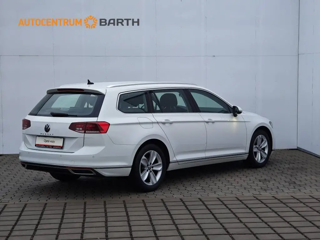 Volkswagen Passat Variant Elegance 7DSG 1,5TSi / 110kW