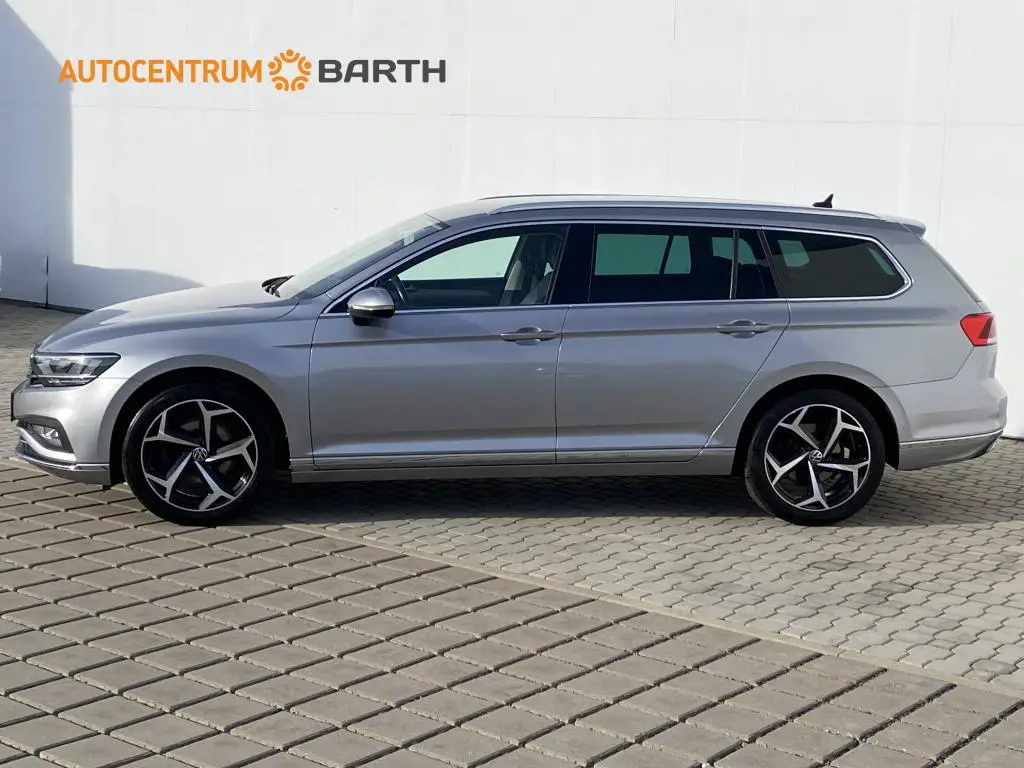 Volkswagen Passat Variant Elegance 7DSG 1,5TSi / 110kW