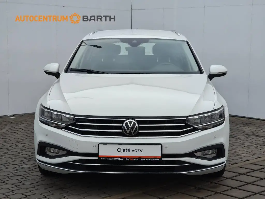 Volkswagen Passat Variant Elegance 7DSG 1,5TSi / 110kW