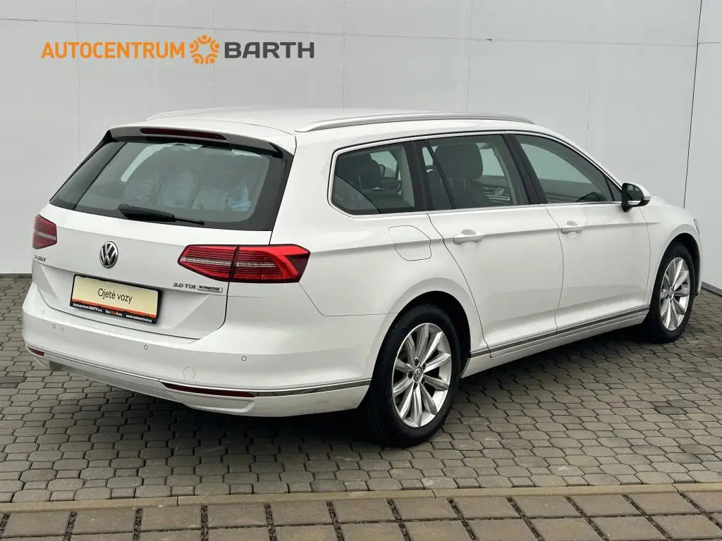Volkswagen Passat Variant Highline DSG 2,0TDi / 110kW