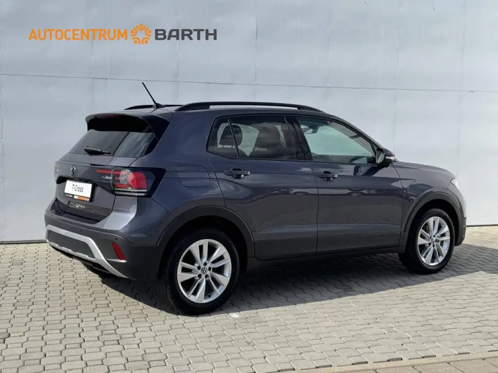 Volkswagen T-Cross People 7DSG 1,0TSI / 85kW