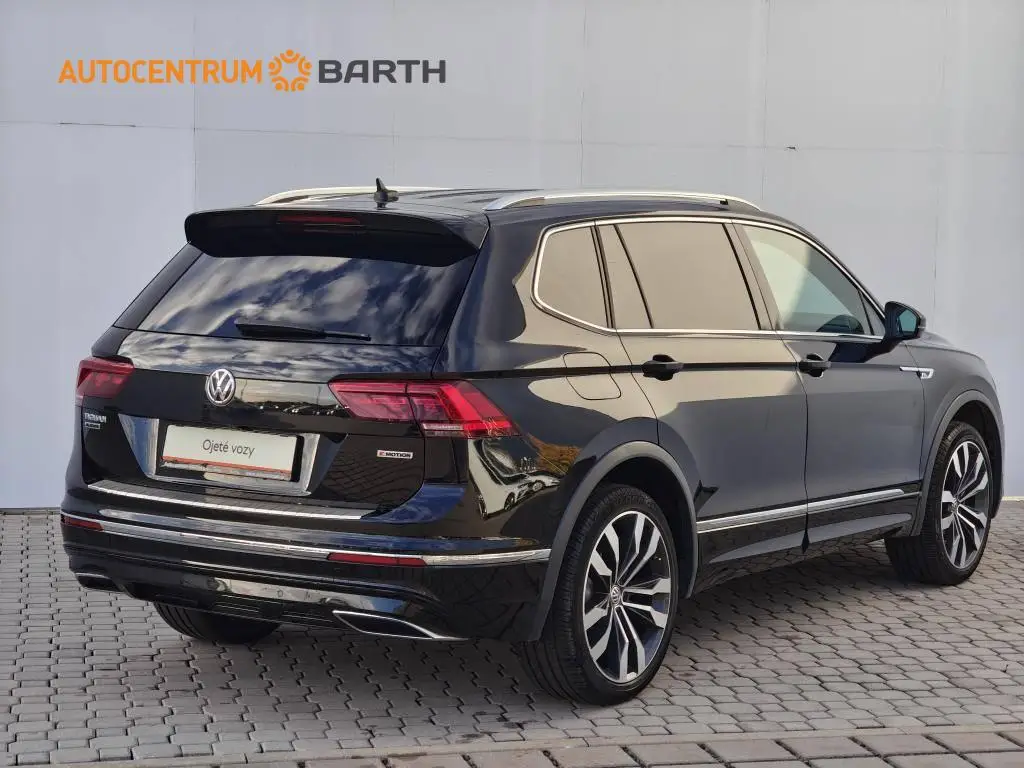 Volkswagen Tiguan Allspace Highline R-Line 7DSG 4Motion 2.0TSI / 162kW