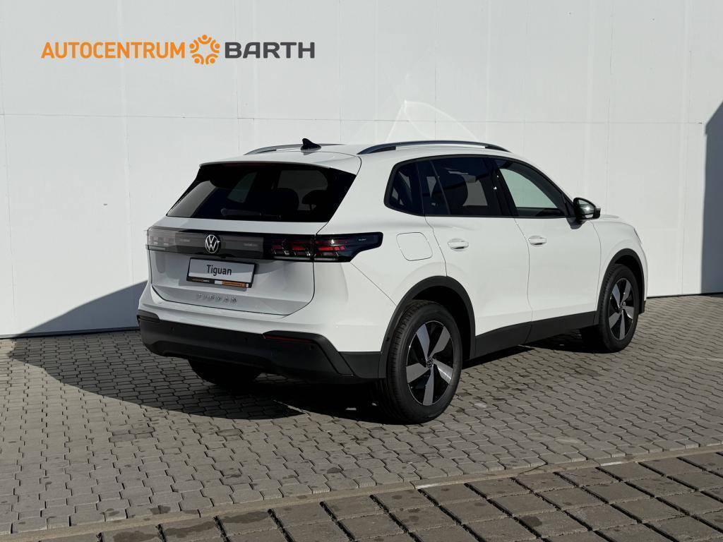 Volkswagen Tiguan People 7DSG 2,0TDi / 110kW