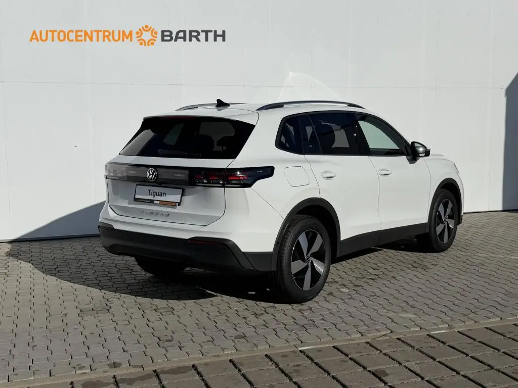 Volkswagen Tiguan People 7DSG 2,0TDi / 110kW