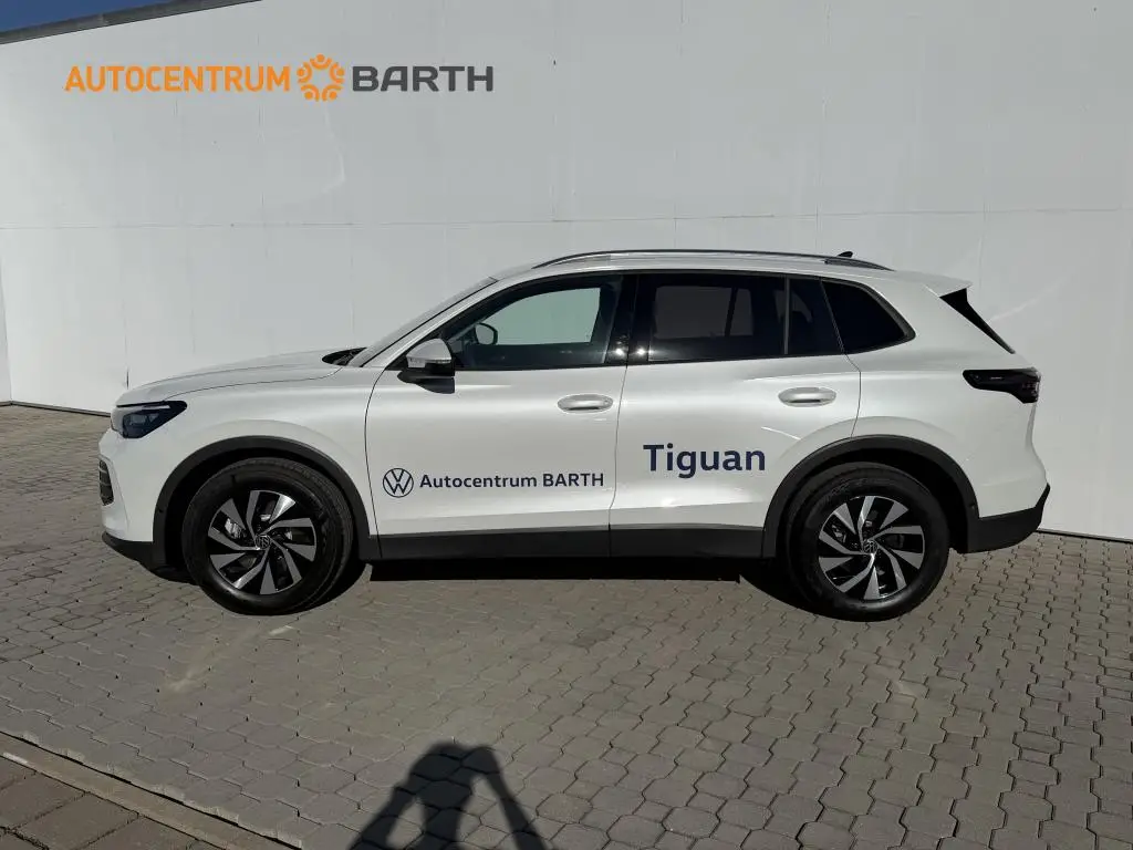 Volkswagen Tiguan People 7DSG 2,0TDi / 110kW