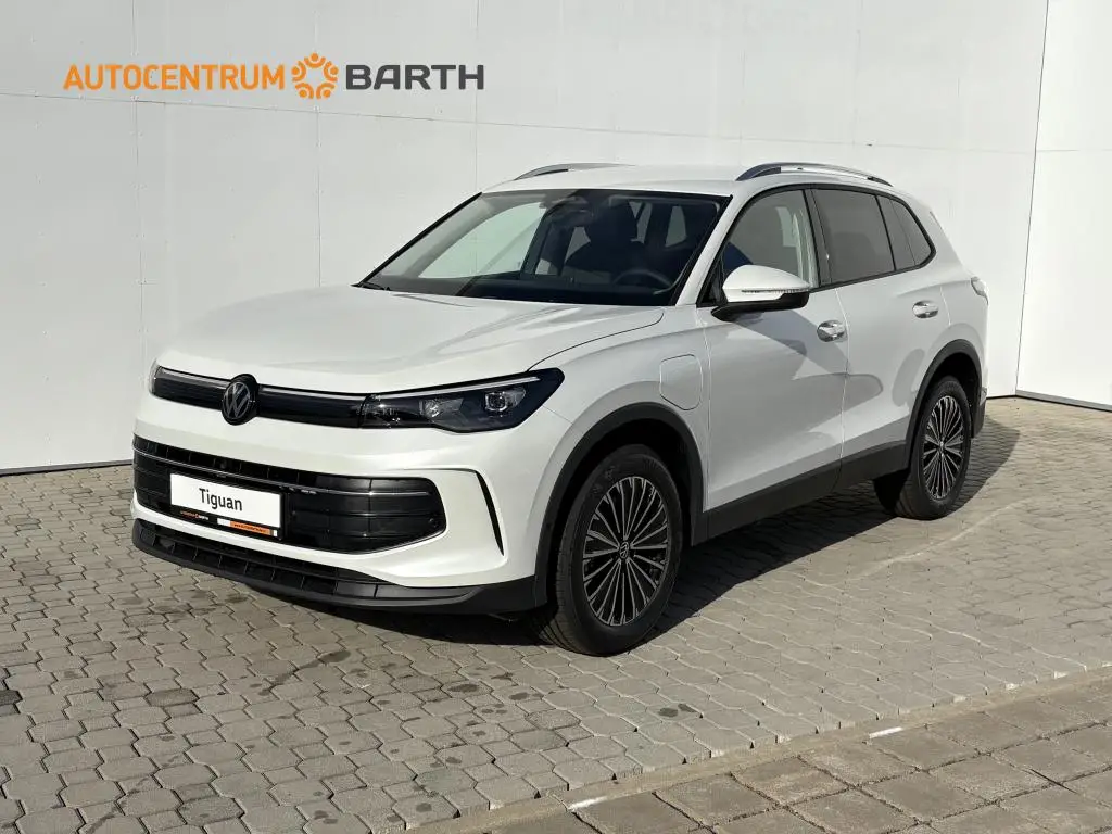 Volkswagen Tiguan People eHybrid 6DSG 1,5TSi / 110kW