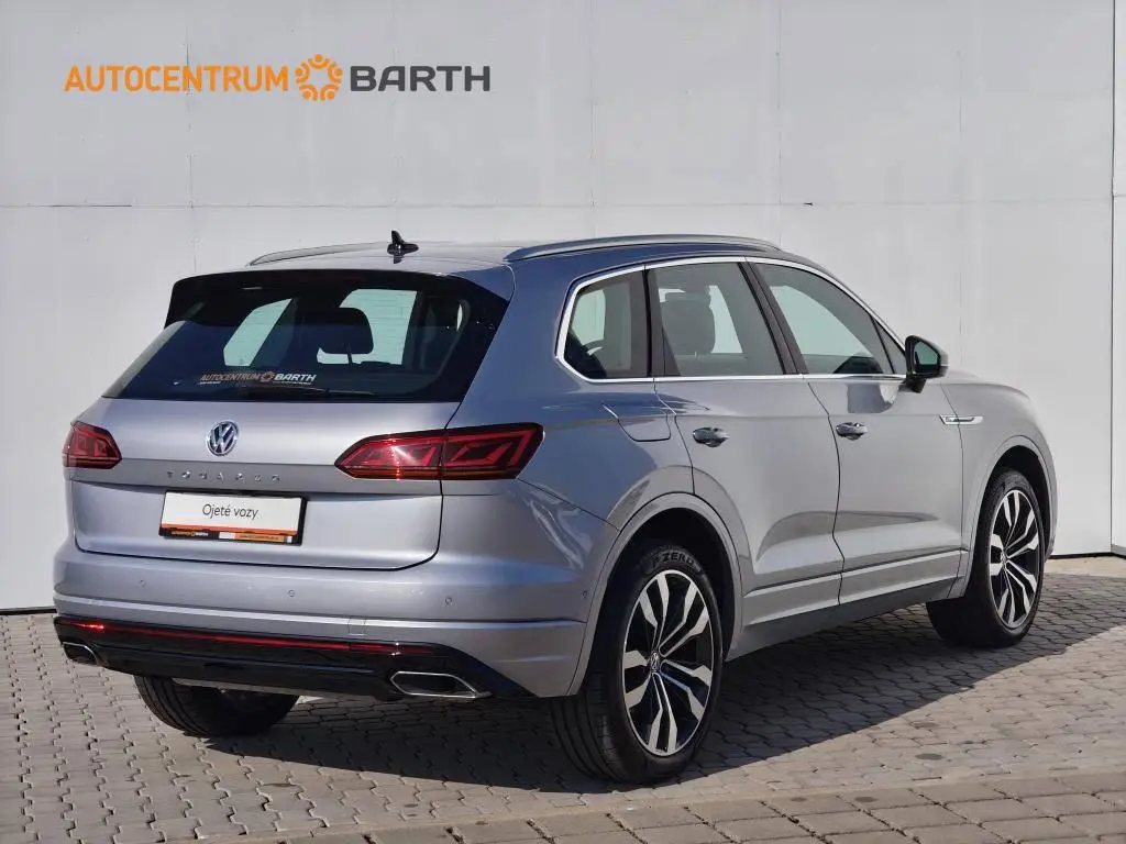 Volkswagen Touareg R-line 8TT 3,0TDI / 210kW