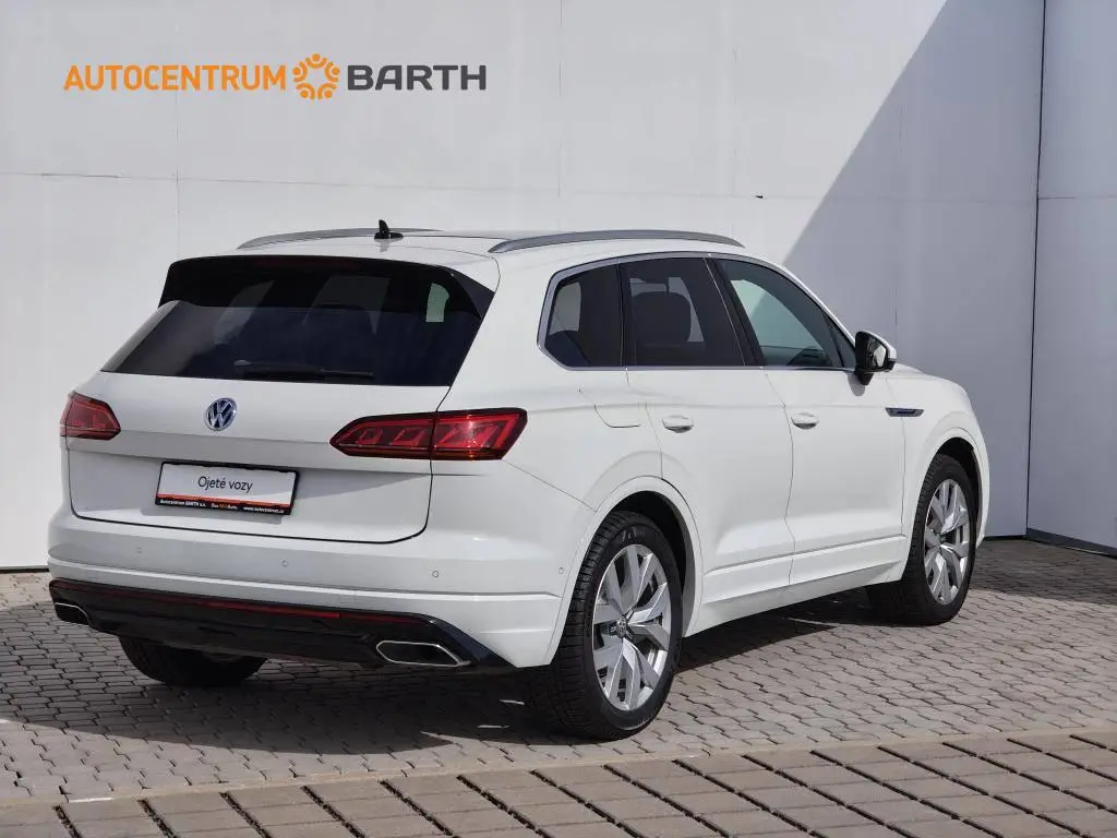 Volkswagen Touareg R-Line 8TT 4Motion 3,0TDI V6 / 210kW