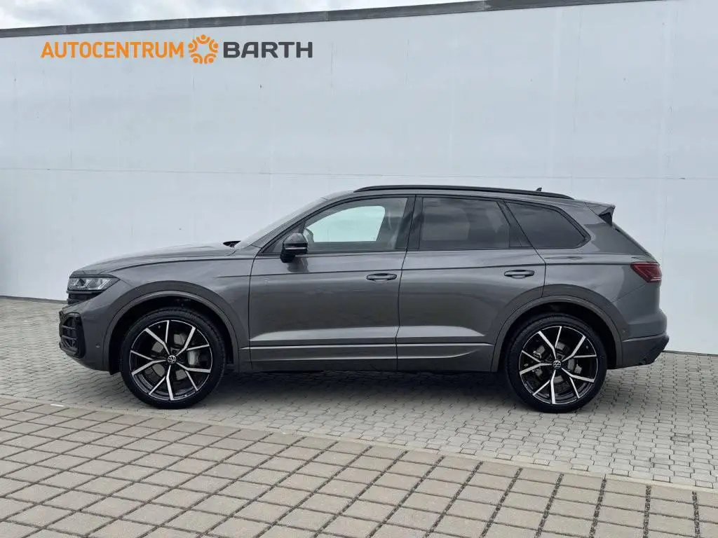 Volkswagen Touareg R-Line 8TT 4Motion 3,0TDI V6 / 210kW