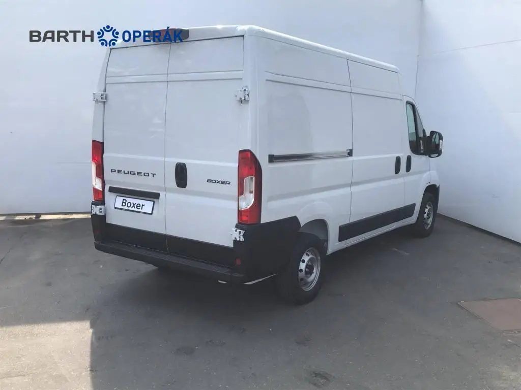 Peugeot Boxer Furgon 3300 L2H2  2,2 BlueHDi MAN6 / 103kW