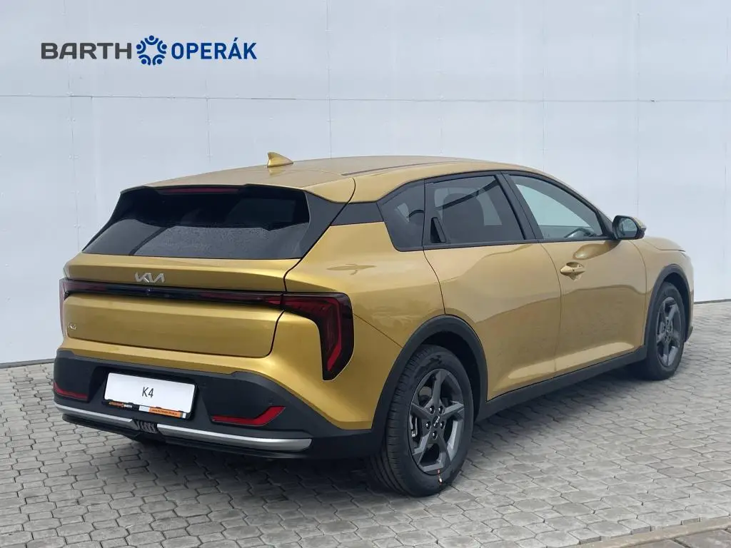 KIA K4 EXCLUSIVE 7DCT 1,6 T-GDi / 110kW