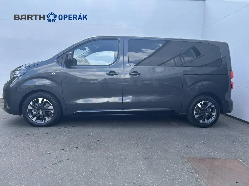 Opel Zafira L1 (M) Elegance 2.2 CDTi / 132kW