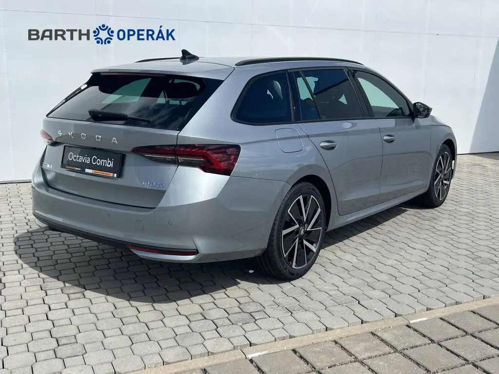Škoda Octavia Combi Combi Dynamic 7DSG 1,5TSI / 110kW