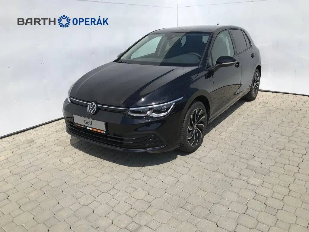 Volkswagen Golf Life 6G 1,5TSi / 96kW