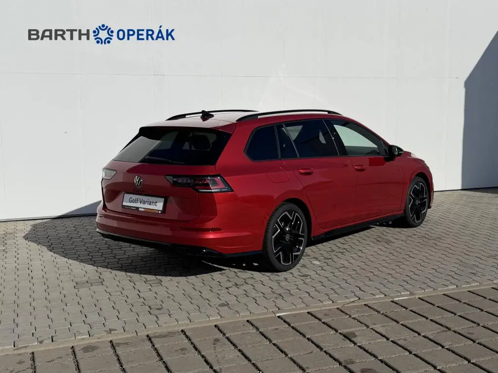 Volkswagen Golf Variant R-Line People 7DSG mHEV 1,5eTSI / 110kW