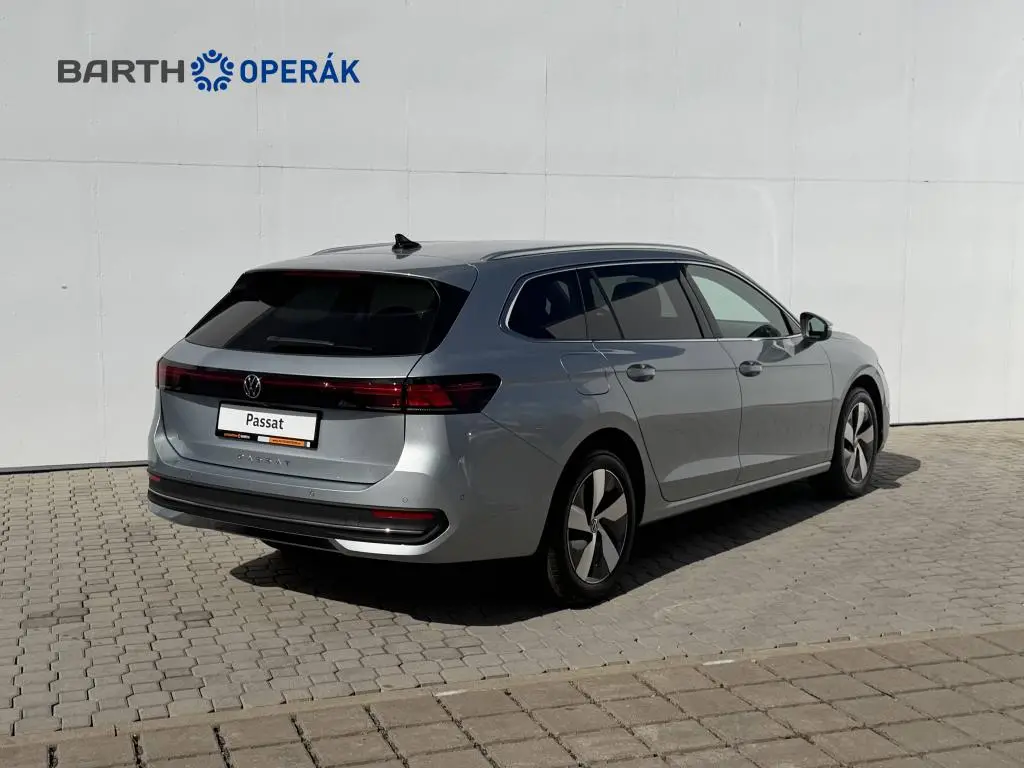 Volkswagen Passat Bussines 7DSG 2,0TDi / 110kW