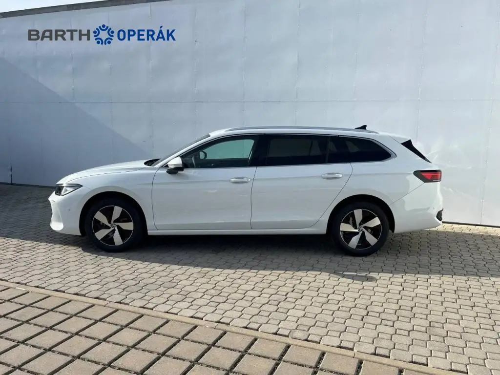 Volkswagen Passat Life 7DSG 2,0TDI / 110kW