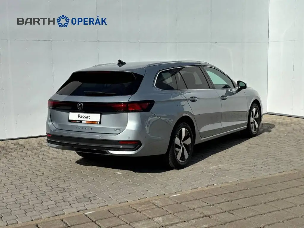 Volkswagen Passat Life 7DSG mHEV 1,5eTSI / 110kW