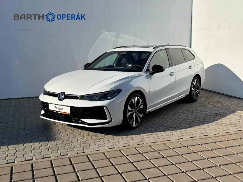 Volkswagen Passat R-Line Family 7DSG 2,0TDI / 110kW
