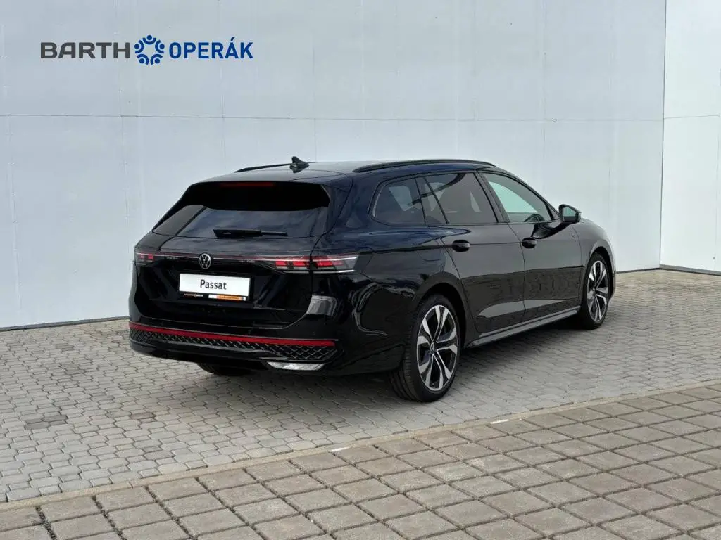 Volkswagen Passat R-Line Family 7DSG 2,0TDI / 110kW