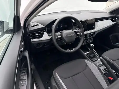 skoda-scala-selection-5mp-1-0tsi-70kwphoto-1-6abb759abfba8.jpg