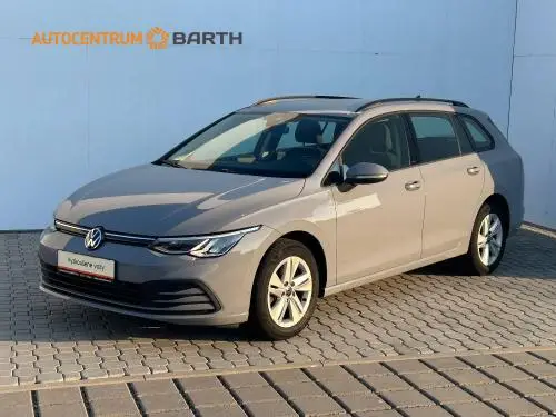 volkswagen-golf-variant-life-6g-1-5tsi-96kw01-6a72fe38439ea.jpg