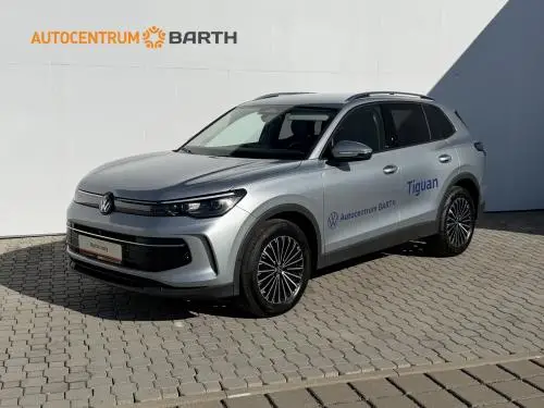 volkswagen-tiguan-people-7dsg-mhev-1-5etsi-96kwphoto-1-6a7eac865dcd7.jpg
