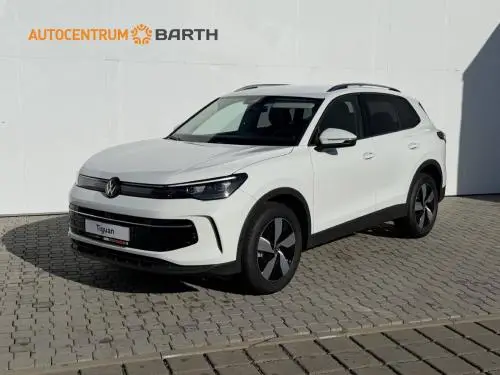 volkswagen-tiguan-people-7dsg-mhev-1-5etsi-96kwvin-599961-1-pjp-6aa8145197bf2.jpg