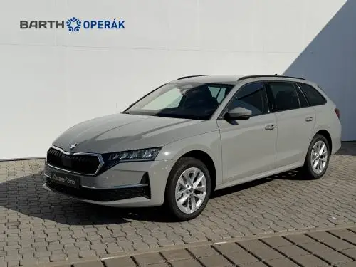 skoda-octavia-combi-classic-6mp-1-5tsi-110kwphoto-1-6a707f4b7a957.jpg