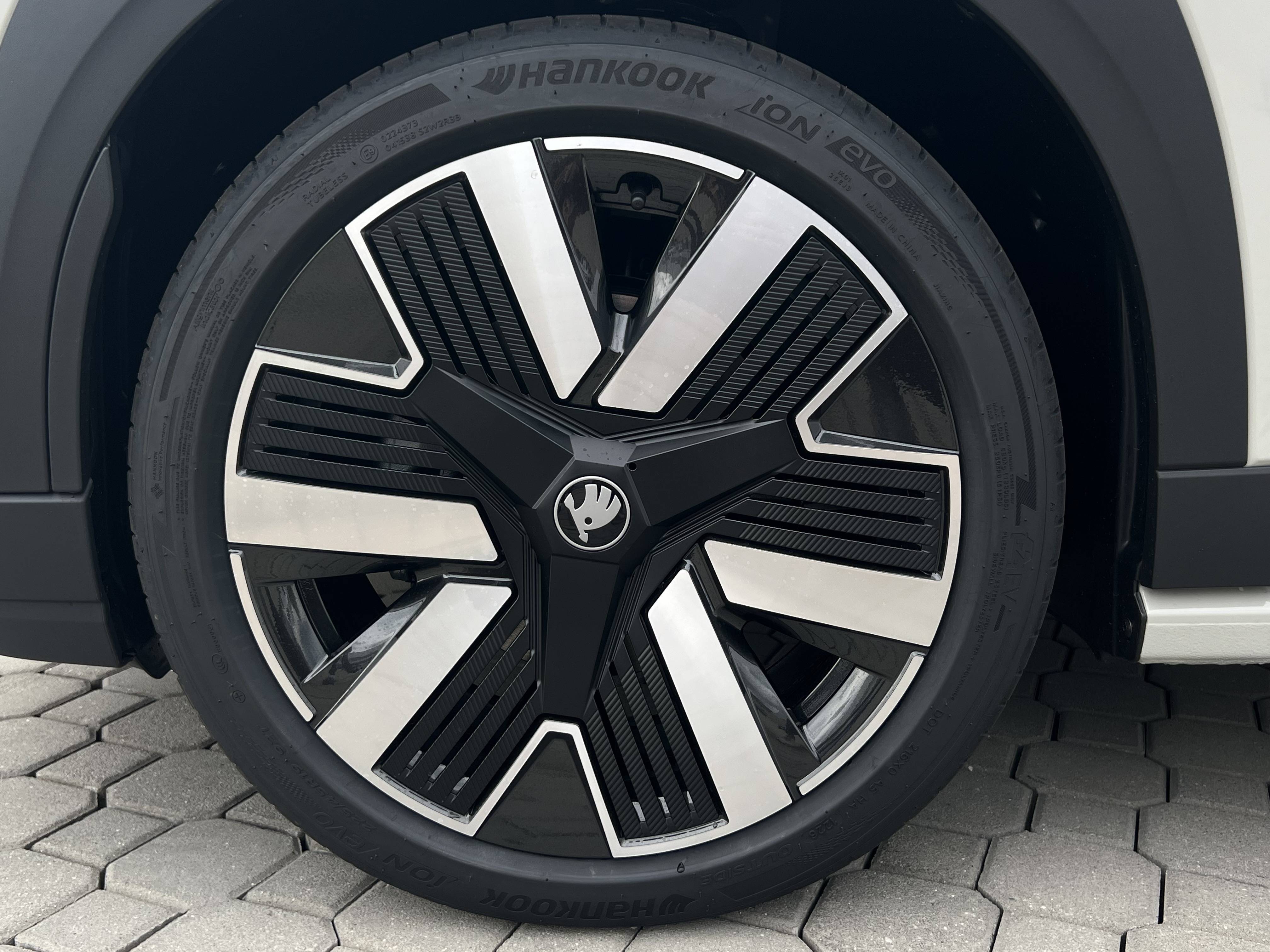 Škoda Epiq Selection 55 kWh  / 155kW