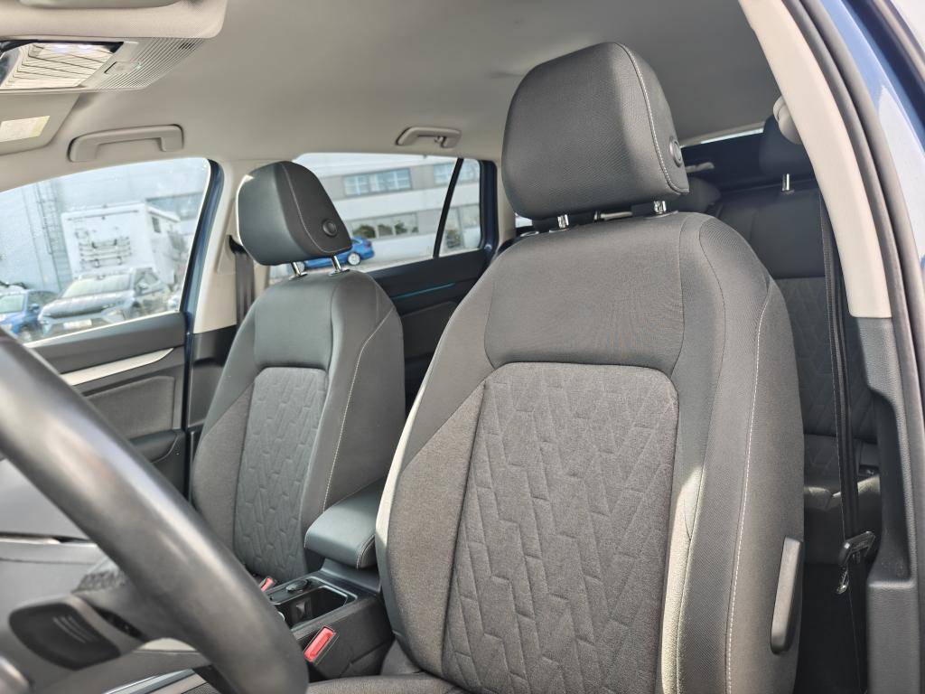 Volkswagen Golf Variant People 7DSG mHEV 1,5eTSI / 85kW