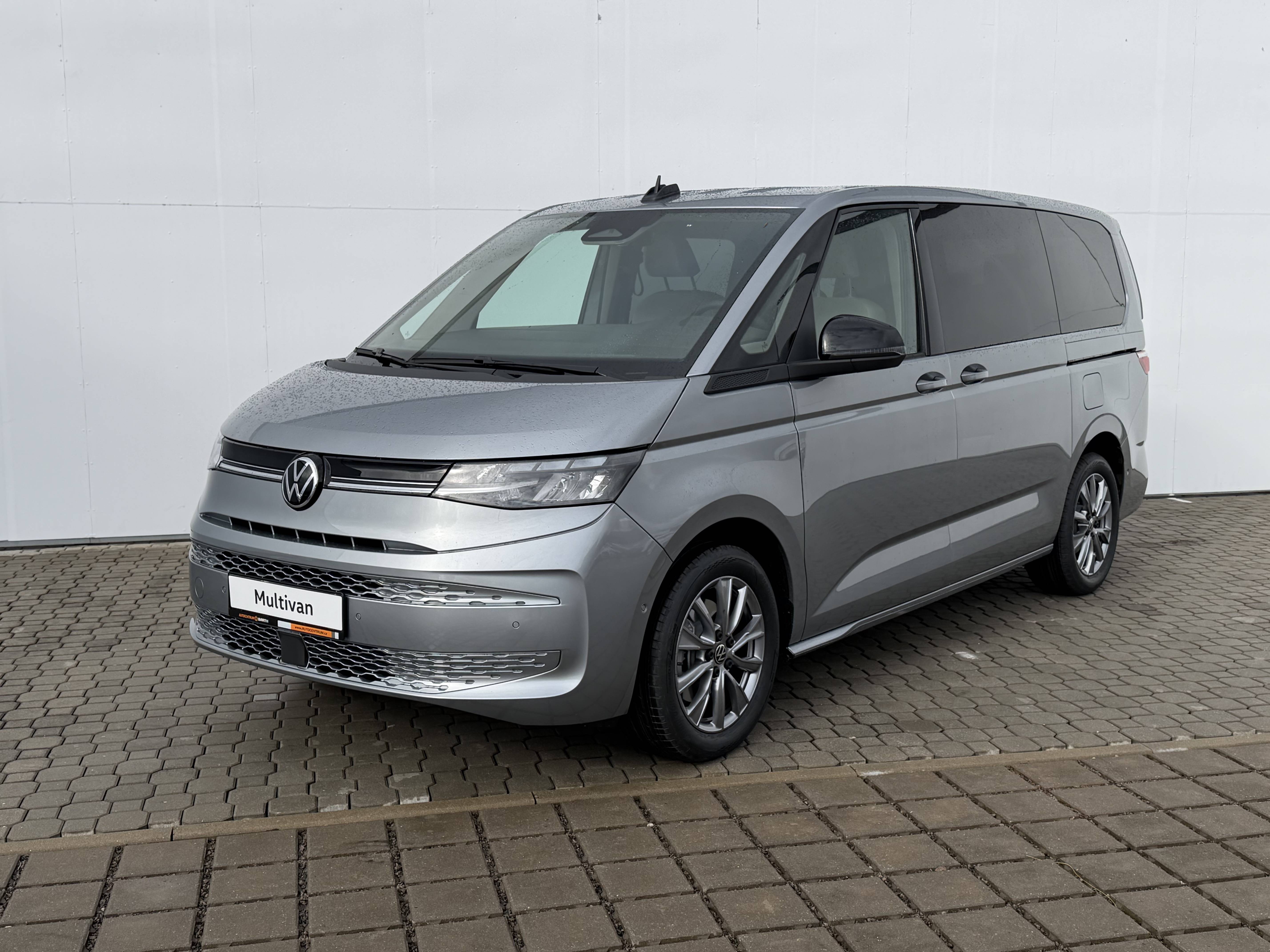 Life | Long Life 7DSG 2,0TSI | Stříbrná Mono metalíza