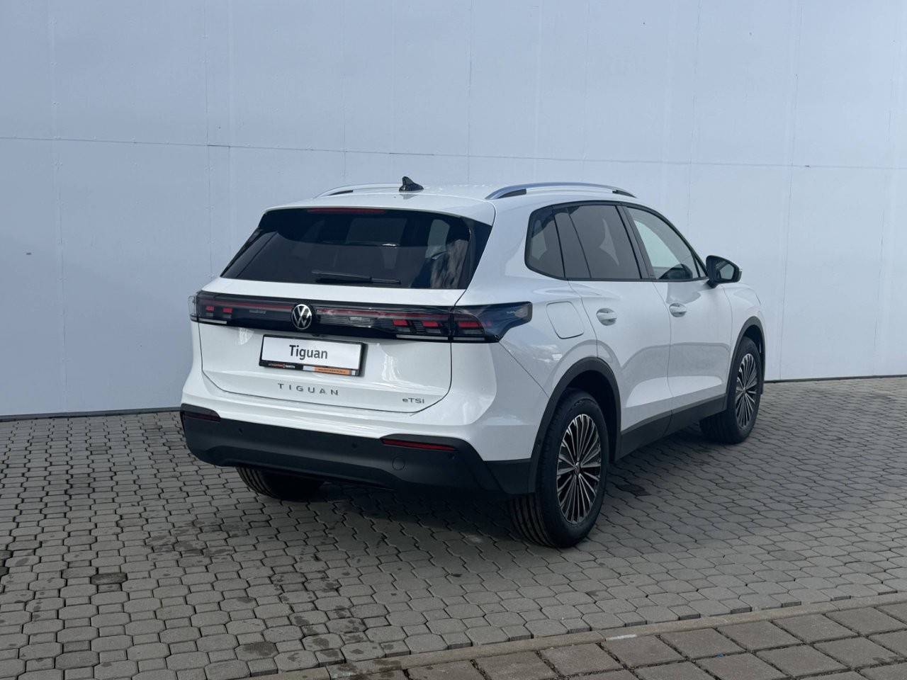 Volkswagen Tiguan People 7DSG mHEV 1,5eTSI / 96kW