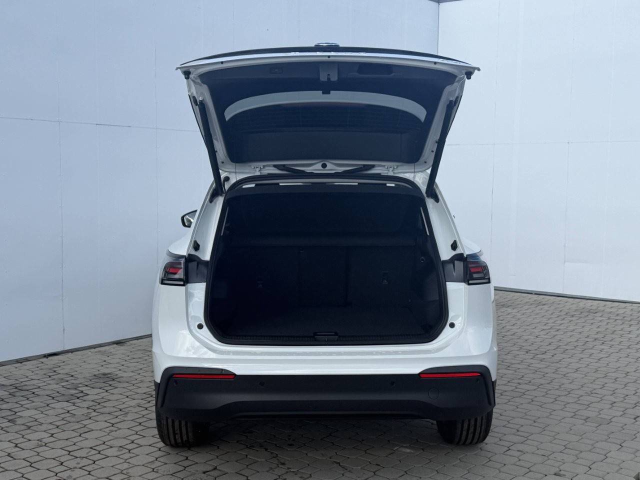 Volkswagen Tiguan People 7DSG mHEV 1,5eTSI / 96kW