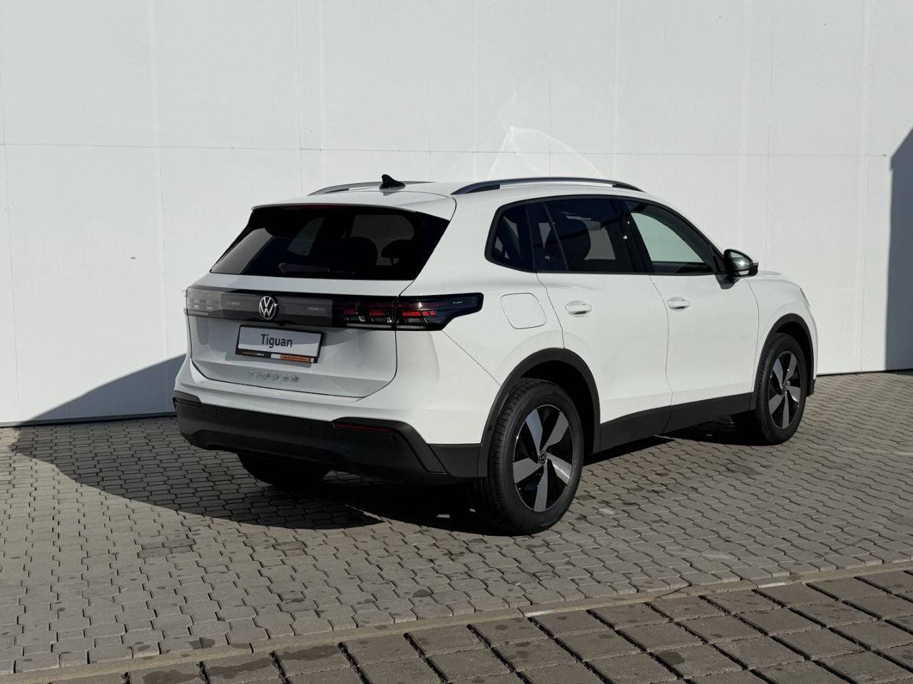Volkswagen Tiguan People 7DSG mHEV 1,5eTSI / 96kW
