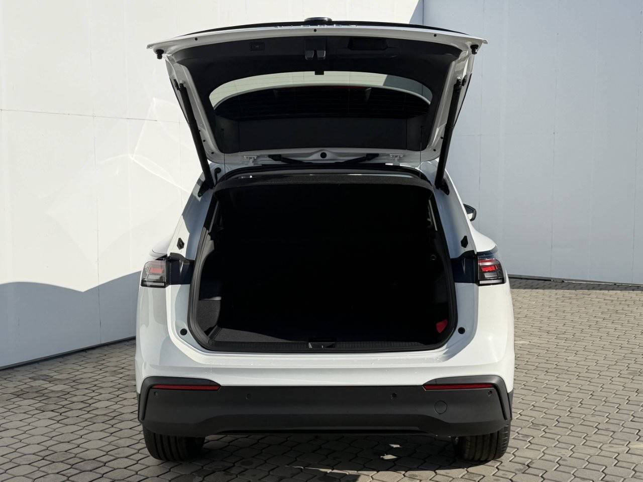 Volkswagen Tiguan People 7DSG mHEV 1,5eTSI / 96kW