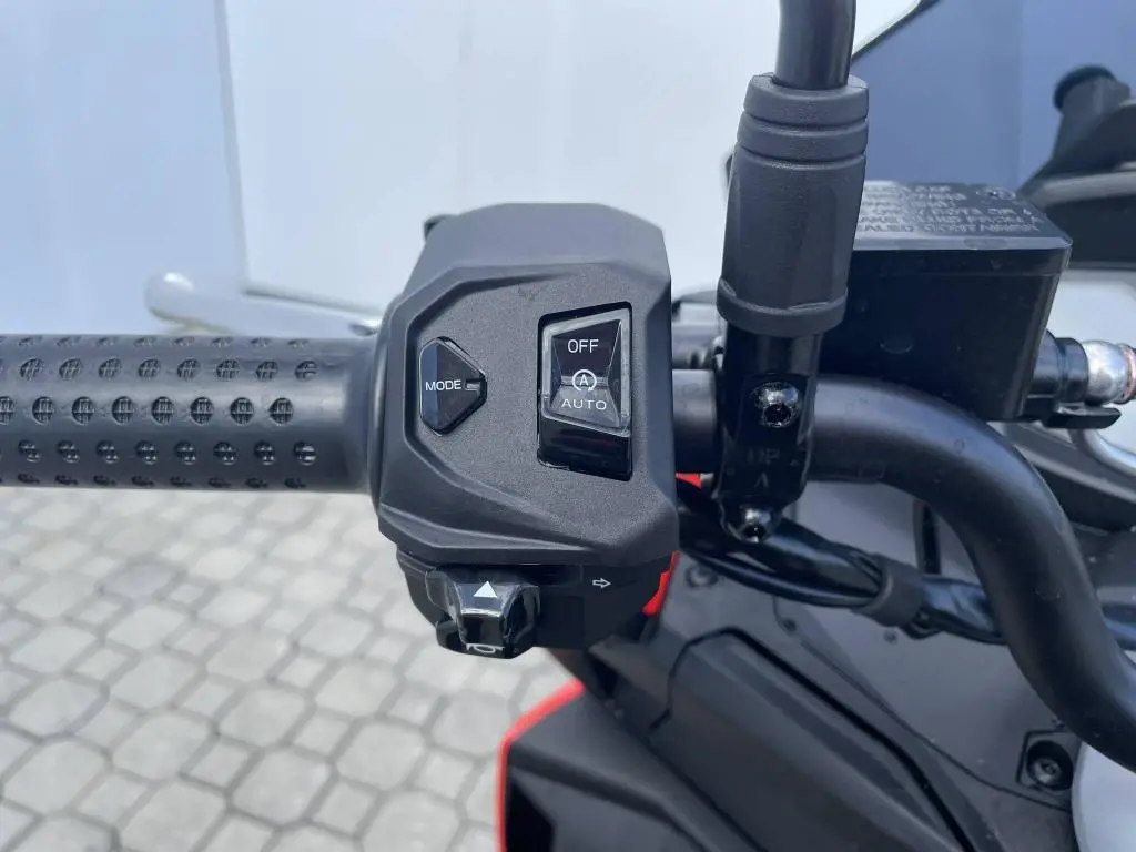 Aprilia SR GT 125 Sport EU5+  / 11kW