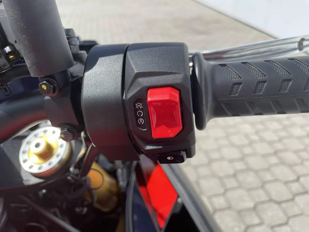 Aprilia Tuono 660 Factory EU5+  / 74kW