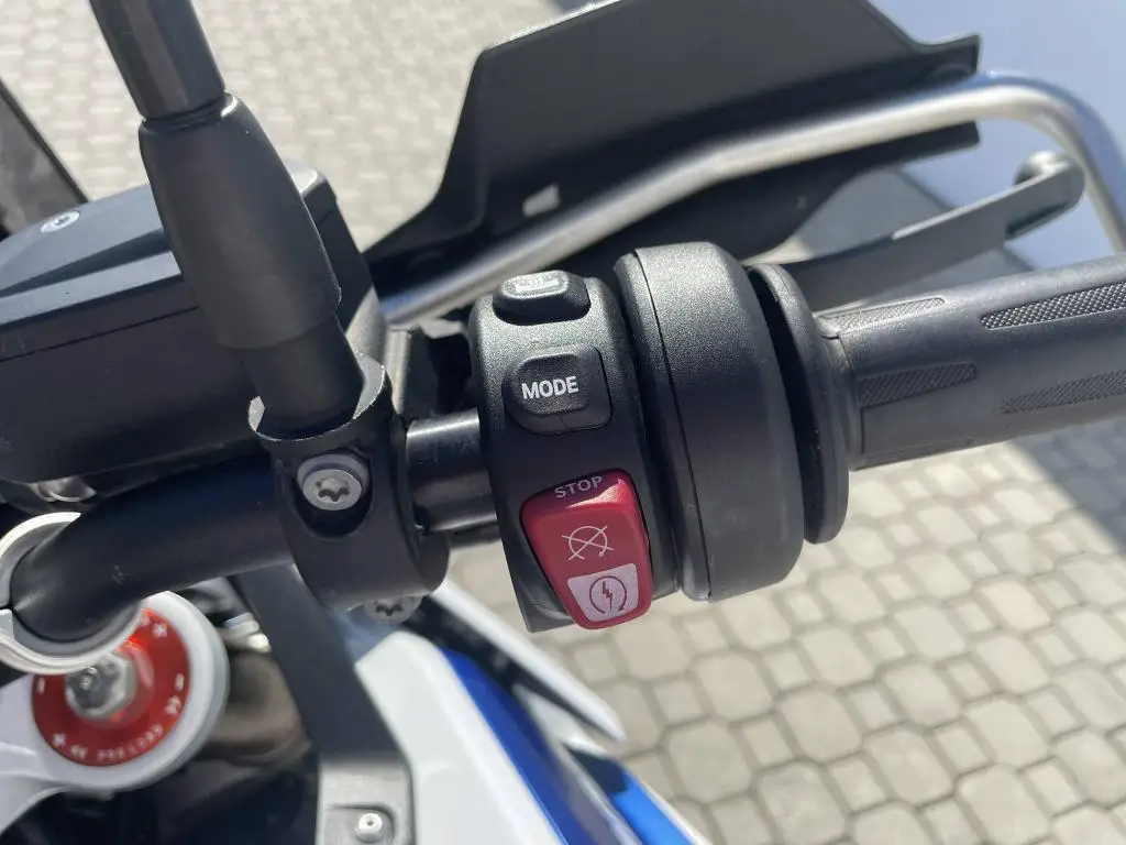 BMW Motorrad F 900 GS  / 77kW