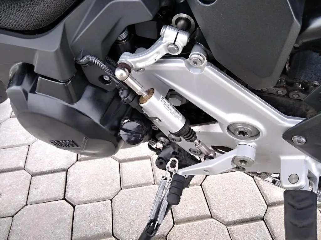 BMW Motorrad F 900 R  / 77kW
