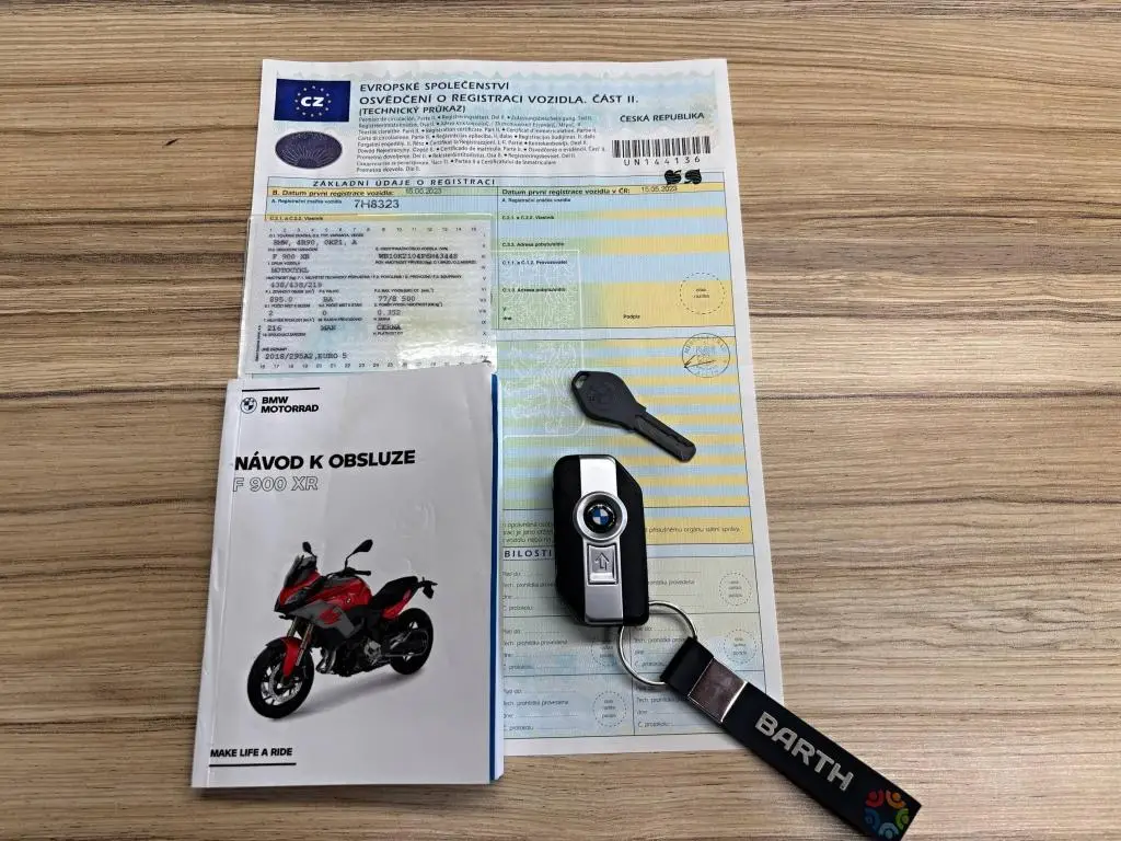 BMW Motorrad F 900 XR  / 77kW