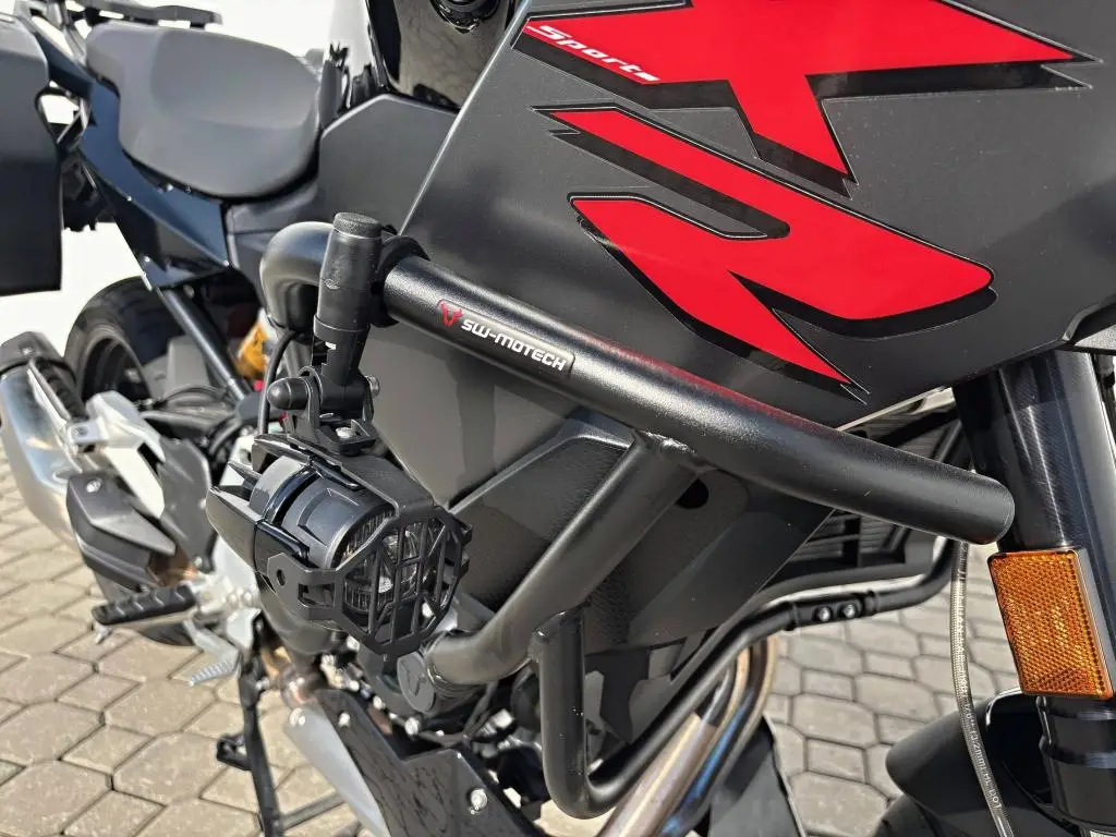 BMW Motorrad F 900 XR  / 77kW