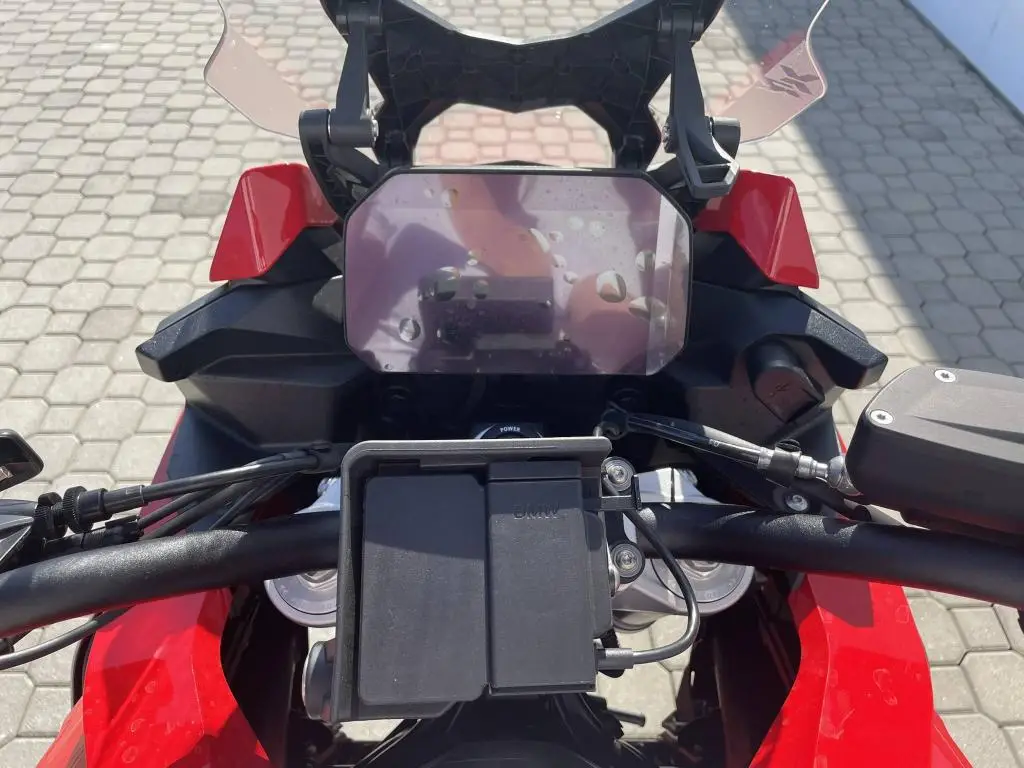 BMW Motorrad F 900 XR  / 77kW